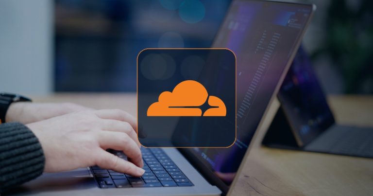 Logotipo de Cloudflare centrado sobre una escena técnica para ilustrar Markdown for Agents